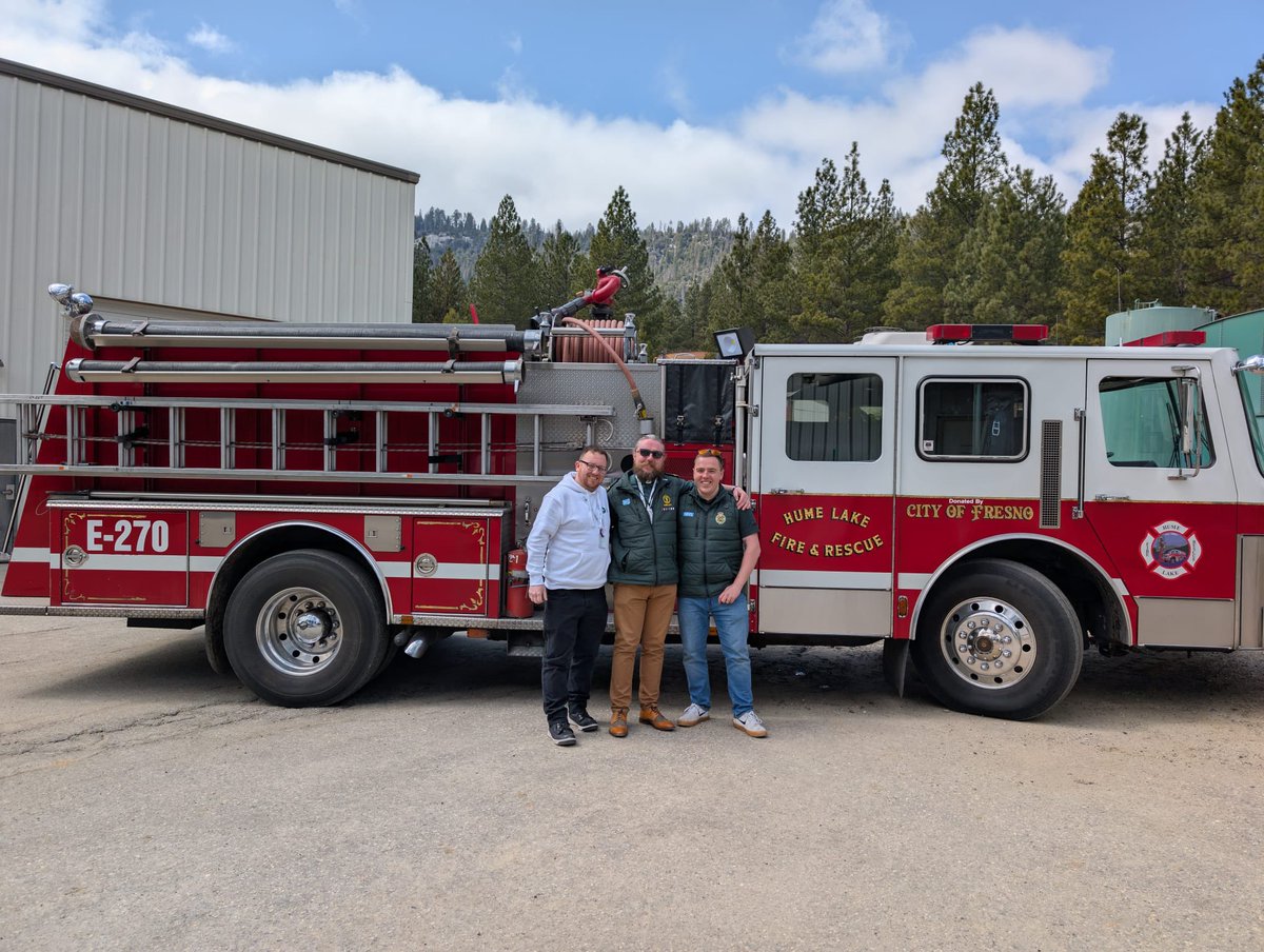 RevAndyCoI's tweet photo. Every boys dream, got to drive this monster of a fire truck today! https://t.co/jFnrC5Nyxi
