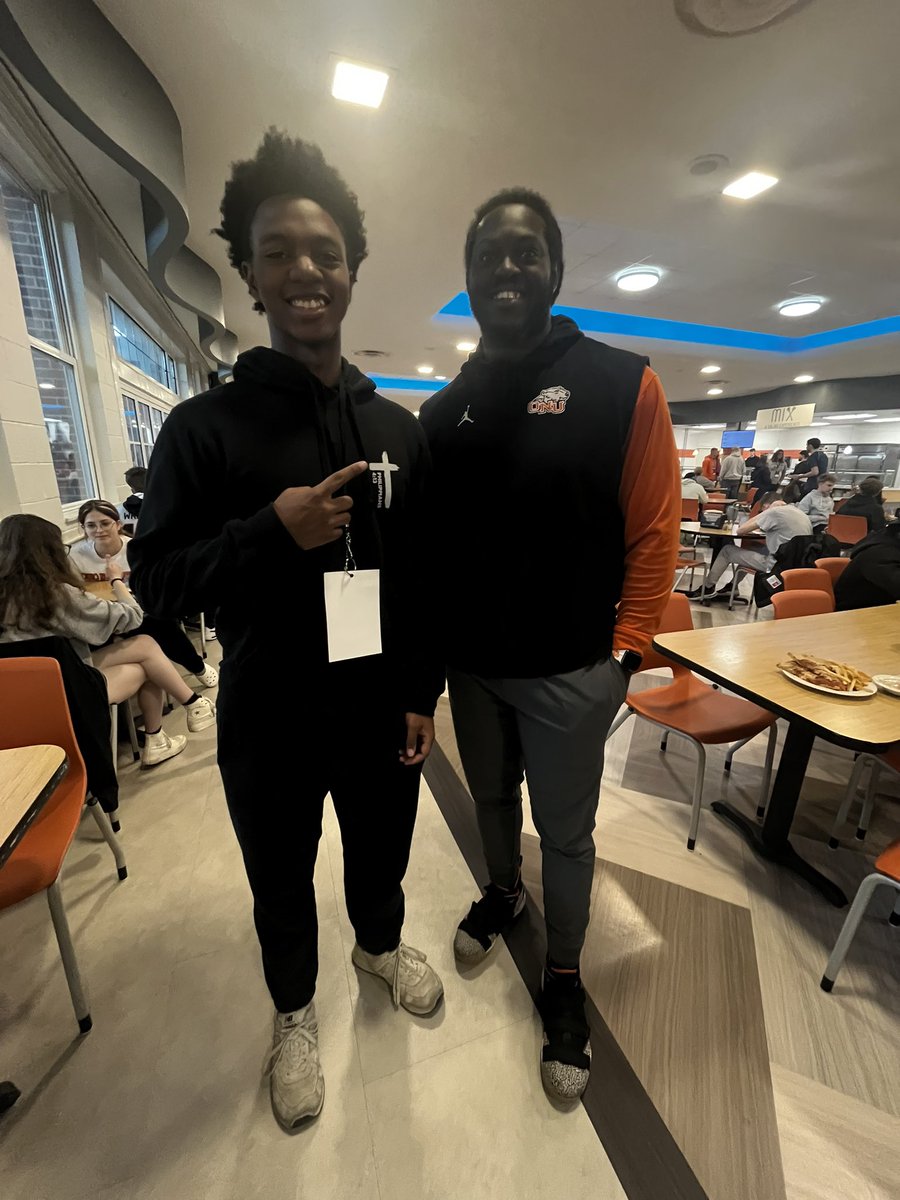 Hassan Joseph Konate (@joseph_kon1) on Twitter photo Had a great time visiting <a href="/OhioNorthernFB/">Ohio Northern Football</a> thank you to <a href="/CoachVThomas/">Von Thomas</a> <a href="/shaqblaq23/">shaqblaq23 π»ββοΈβοΈπ₯Ά</a> for having me there!
<a href="/coachwesj/">Coach Wes Johnson</a> <a href="/PLDunbarFB/">PLD Bulldogs Football</a> Had a great time visiting <a href="/OhioNorthernFB/">Ohio Northern Football</a> thank you to <a href="/CoachVThomas/">Von Thomas</a> <a href="/shaqblaq23/">shaqblaq23 π»ββοΈβοΈπ₯Ά</a> for having me there!
<a href="/coachwesj/">Coach Wes Johnson</a> <a href="/PLDunbarFB/">PLD Bulldogs Football</a>