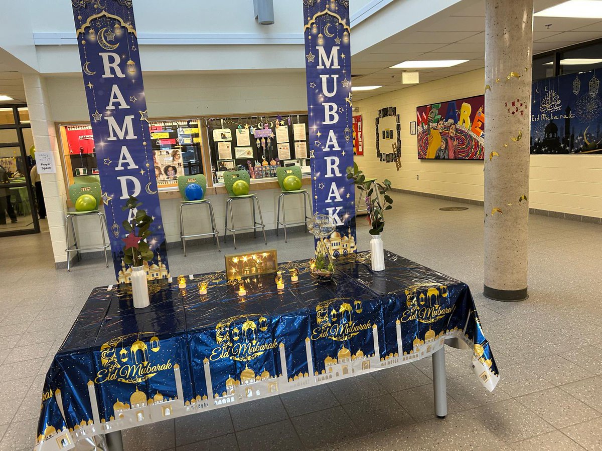 farheenga's tweet photo. I’m grateful to be working @faircloughps , where, under the guidance of our amazing leaders Merkley &amp; Ms. Subramaniam, I helped lead our first Iftar dinner! Over 200 community members joined us. Huge thanks Markham masjid @YRMuslims, @wearehumaniti @HumanConcern https://t.co/8HBGXiTamG