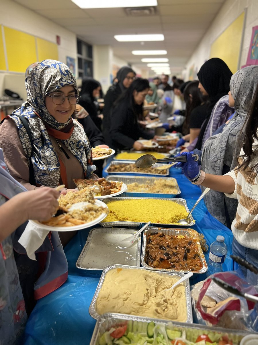 Farheen Ahmad (@farheenga) on Twitter photo I’m grateful to be working <a href="/faircloughps/">Ellen Fairclough PS</a> , where, under the guidance of our amazing leaders Merkley & Ms. Subramaniam, I helped lead our first Iftar dinner! Over 200 community members joined us. Huge thanks Markham masjid <a href="/YRMuslims/">York Region Muslims</a>, <a href="/wearehumaniti/">Humaniti</a> <a href="/HumanConcern/">Human Concern</a> I’m grateful to be working <a href="/faircloughps/">Ellen Fairclough PS</a> , where, under the guidance of our amazing leaders Merkley & Ms. Subramaniam, I helped lead our first Iftar dinner! Over 200 community members joined us. Huge thanks Markham masjid <a href="/YRMuslims/">York Region Muslims</a>, <a href="/wearehumaniti/">Humaniti</a> <a href="/HumanConcern/">Human Concern</a>