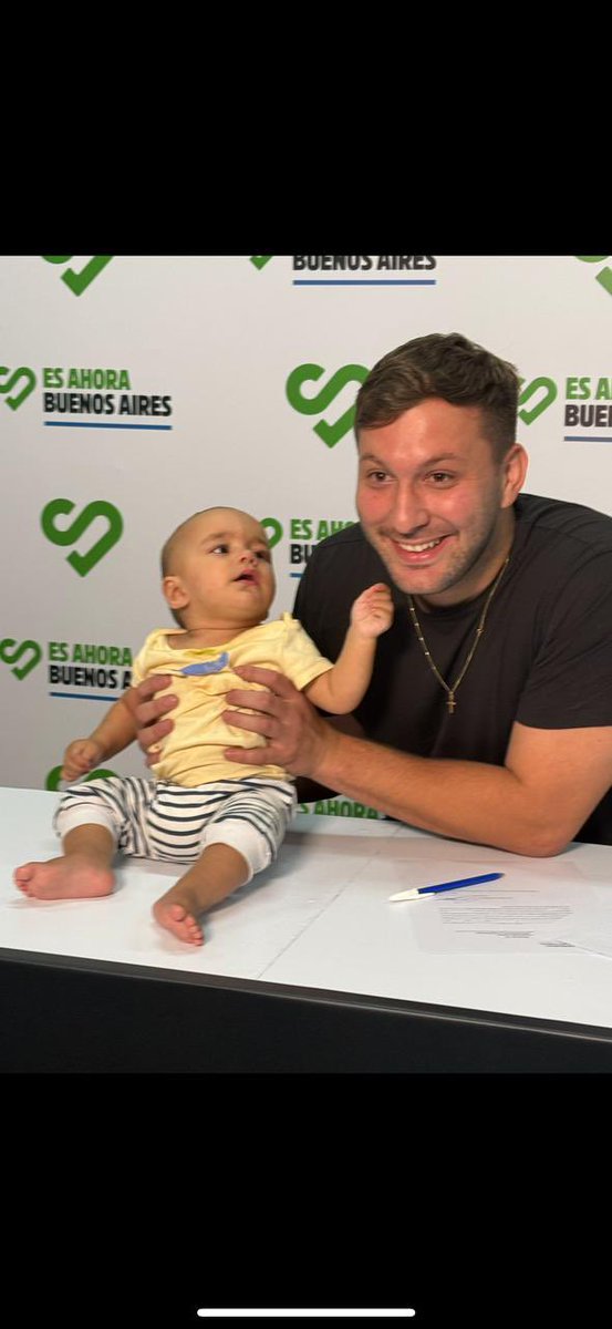 Vamos por todo. Con atila y mi banda hermosa de compañeros a ganar la Ciudad de Buenos Aires.