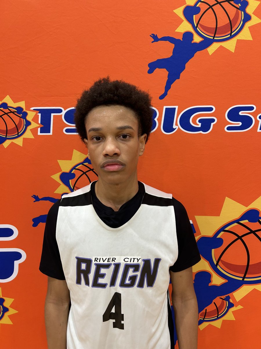 BIG SH🏀TS tweet media