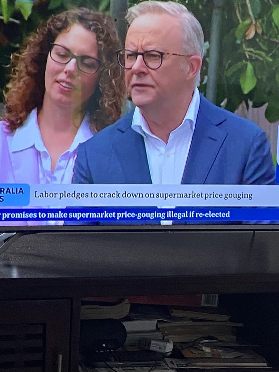 EllaCoo55777104's tweet image. Labor pledges on crackdown on price gouging and is focusing on alleviating on cost of living pressures. 
What does price gouging means ?
PM Albanese says
“it’s taking the piss out of people “
😊🤙
Well said PM 
#pricegouging
#abcnews