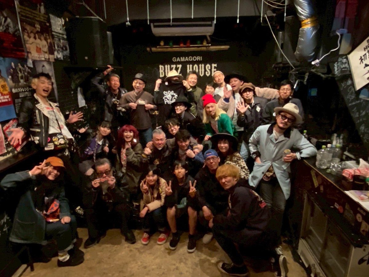 star_roose's tweet photo. 蒲郡BUZZ HOUSE
ご来場ありがとうございました🌟
レコ発振りに来ましたがPUNKの聖地！
最高な場所でした！ https://t.co/pWoeZKsmQV