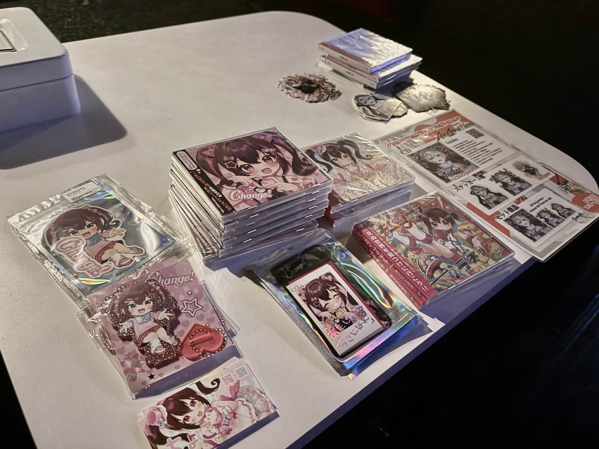 本日物販あるとこのこと…！
ちょこさんとイベントのCD等があるので要チェック🔥 #RER_v4