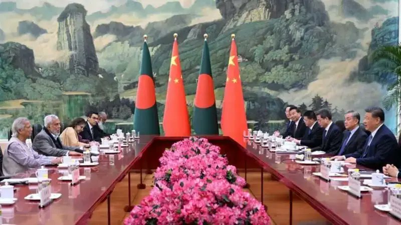 প্রধান উপদেষ্টার চীন সফরে বাংলাদেশের যত অর্জন