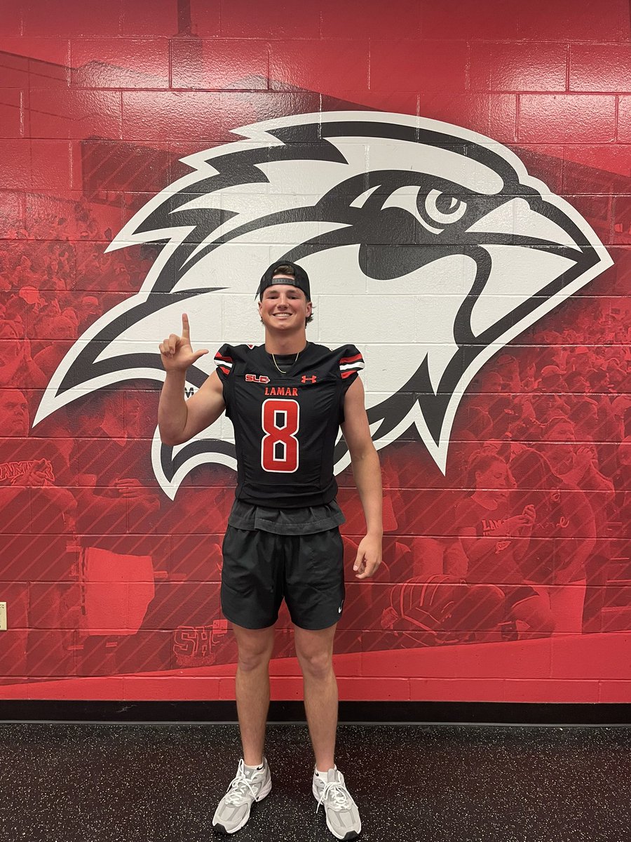 cason_helpert's tweet image. Thank you @CoachDaleen and @LamarFootball for having me out for Junior Day! Had a great time! @CoachBrown210 @Jayarmes @Coach_Clark12 @Coach_Caraway @RobinsonHSFB