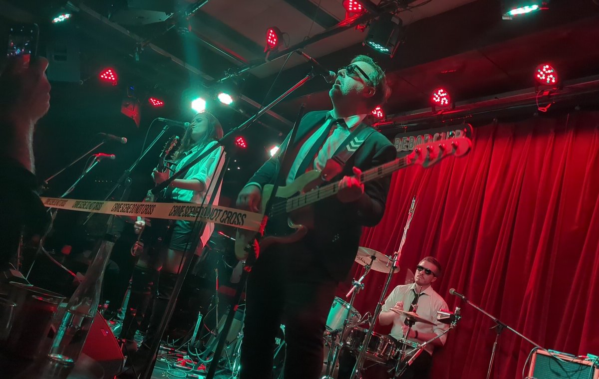 🕶️ increible los <a href="/ReservoirSongs/">Reservoir Songs</a> en vivo en <a href="/bebopclub/">Bebop Club</a> 🕶️
Increibles como siempre
