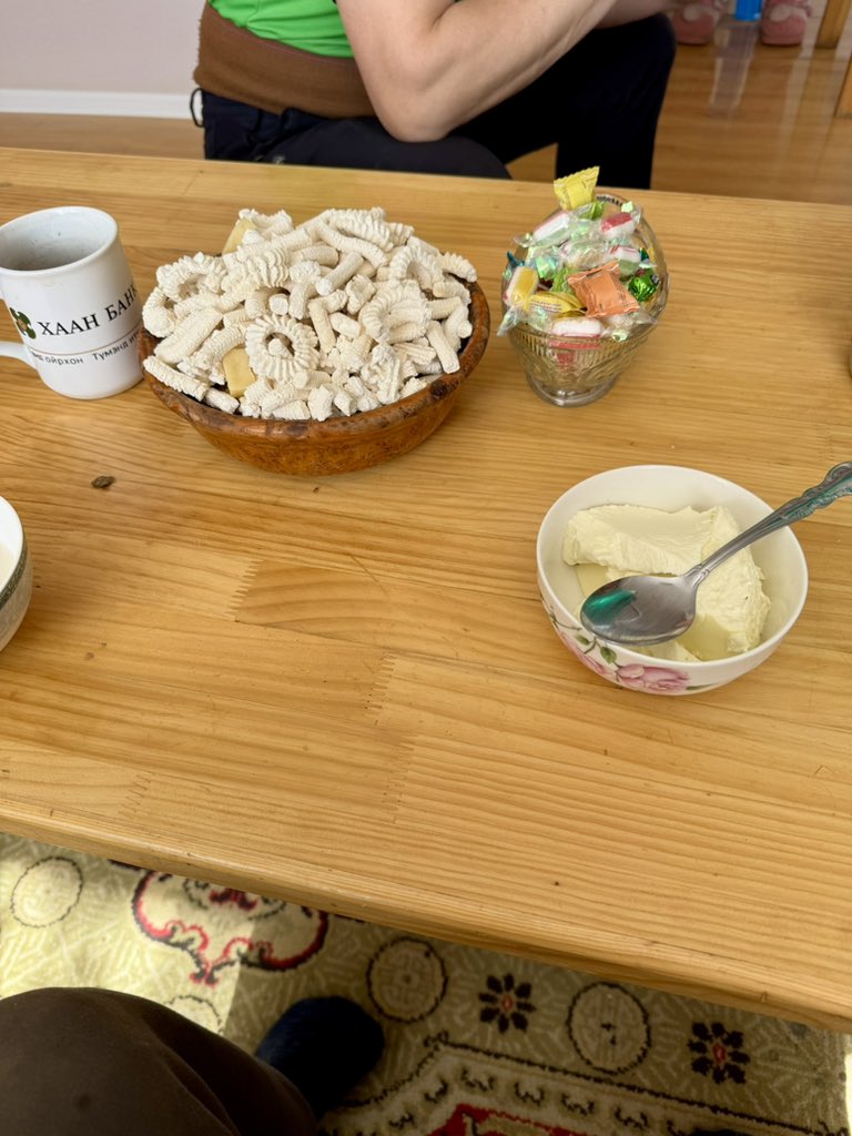 Бараг 20 жилийн дараа үхрийн уураг идлээ яасан ч гоё юм😇🤩