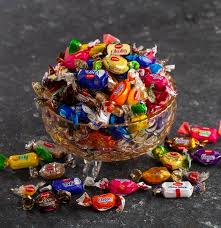 Bayram, sevdiklerimizle geçirdiğimiz ve paylaştığımız neşe demektir. Bu bayram da tüm güzel duygularınızı sevdiklerinizle paylaşmanız dileğiyle. Bayramınız kutlu olsun...