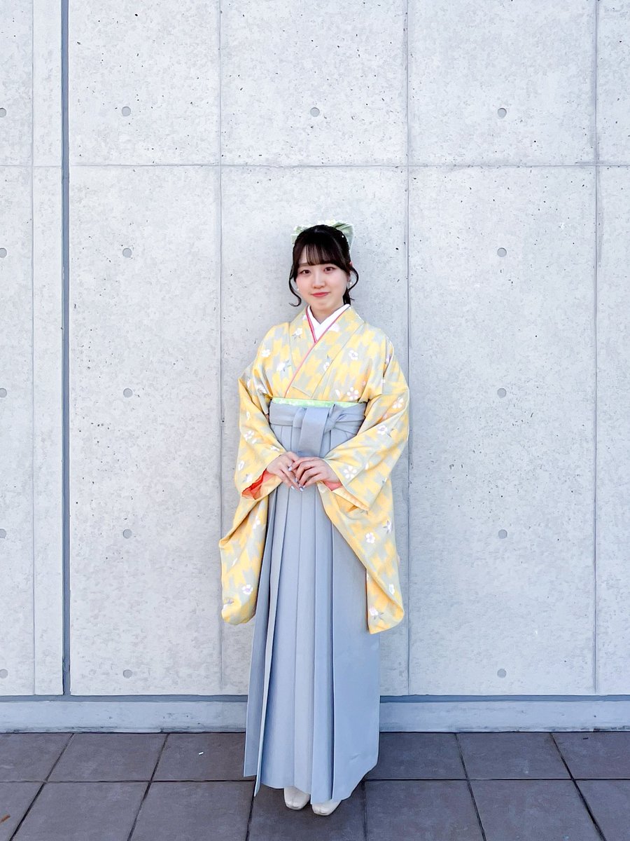 kazesakirika's tweet photo. 🌸大学を卒業しました🌸
・
入学するときには想像できなかったくらい、学内でも学外でも、4年間でたくさんの経験をすることができました！
社会人演者としてこれからもたくさん踊ります🫶🏻
髪飾りはりーちゃんに作って頂きました🎀🫧 https://t.co/PrKnGZv4II