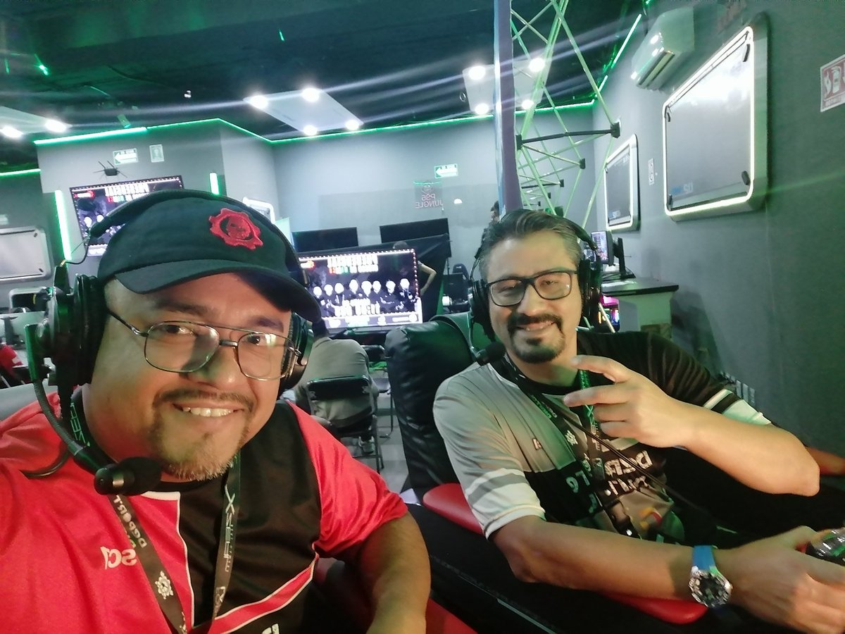Tio Dissel🎙🔥 (@tiodissel) on Twitter photo Agradecido con la comunidad por el apoyo, siempre tratando de traerles lo mejor para ustedes ❤️
#Gears5 #Esports #GearsofWar
<a href="/DeporteDigitalH/">Deporte Digital 01</a> Agradecido con la comunidad por el apoyo, siempre tratando de traerles lo mejor para ustedes ❤️
#Gears5 #Esports #GearsofWar
<a href="/DeporteDigitalH/">Deporte Digital 01</a>