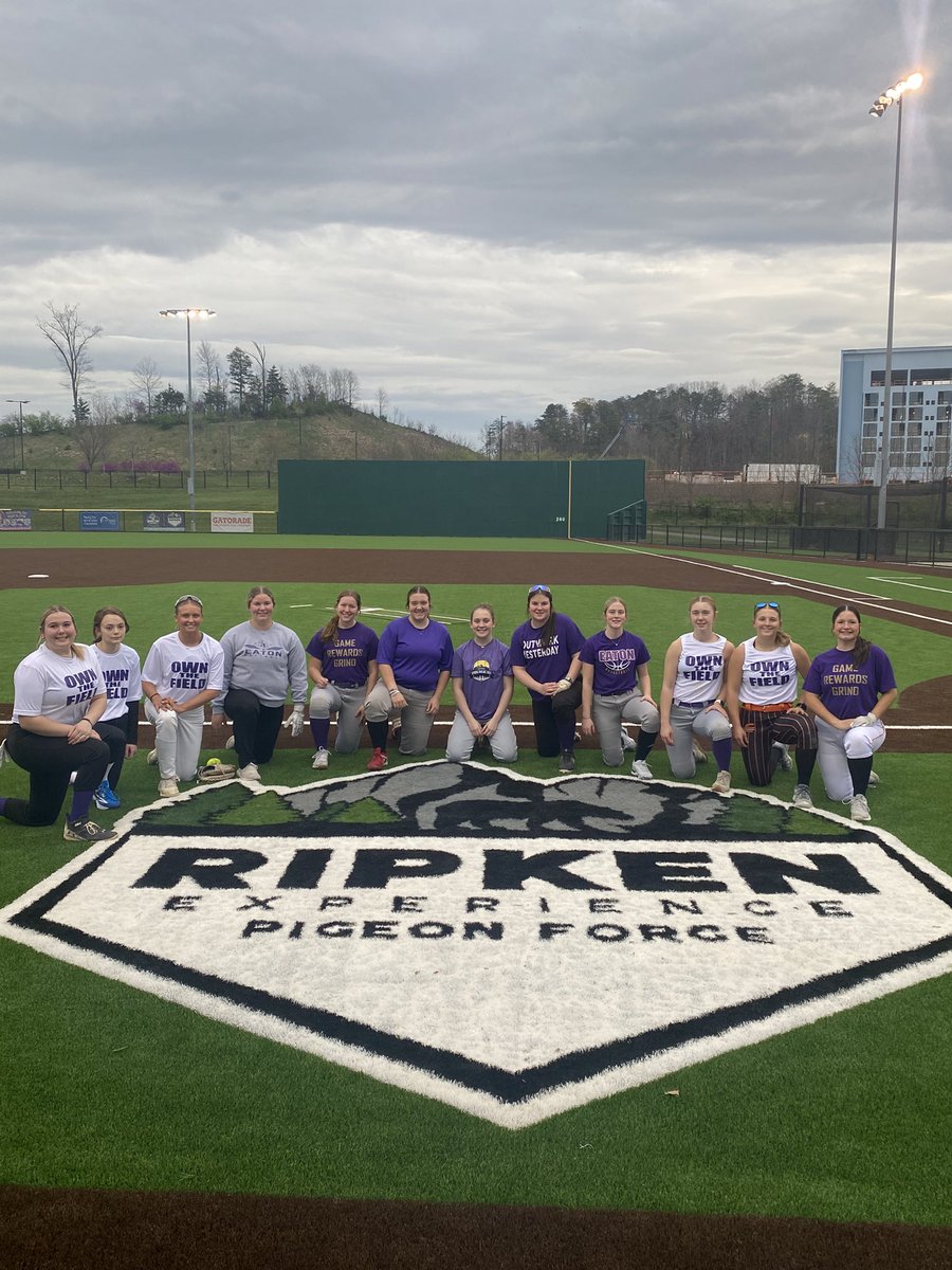 Eaton Softball tweet media
