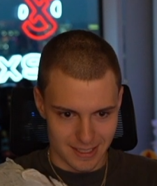 underscorestev3's tweet image. the dent is crazy