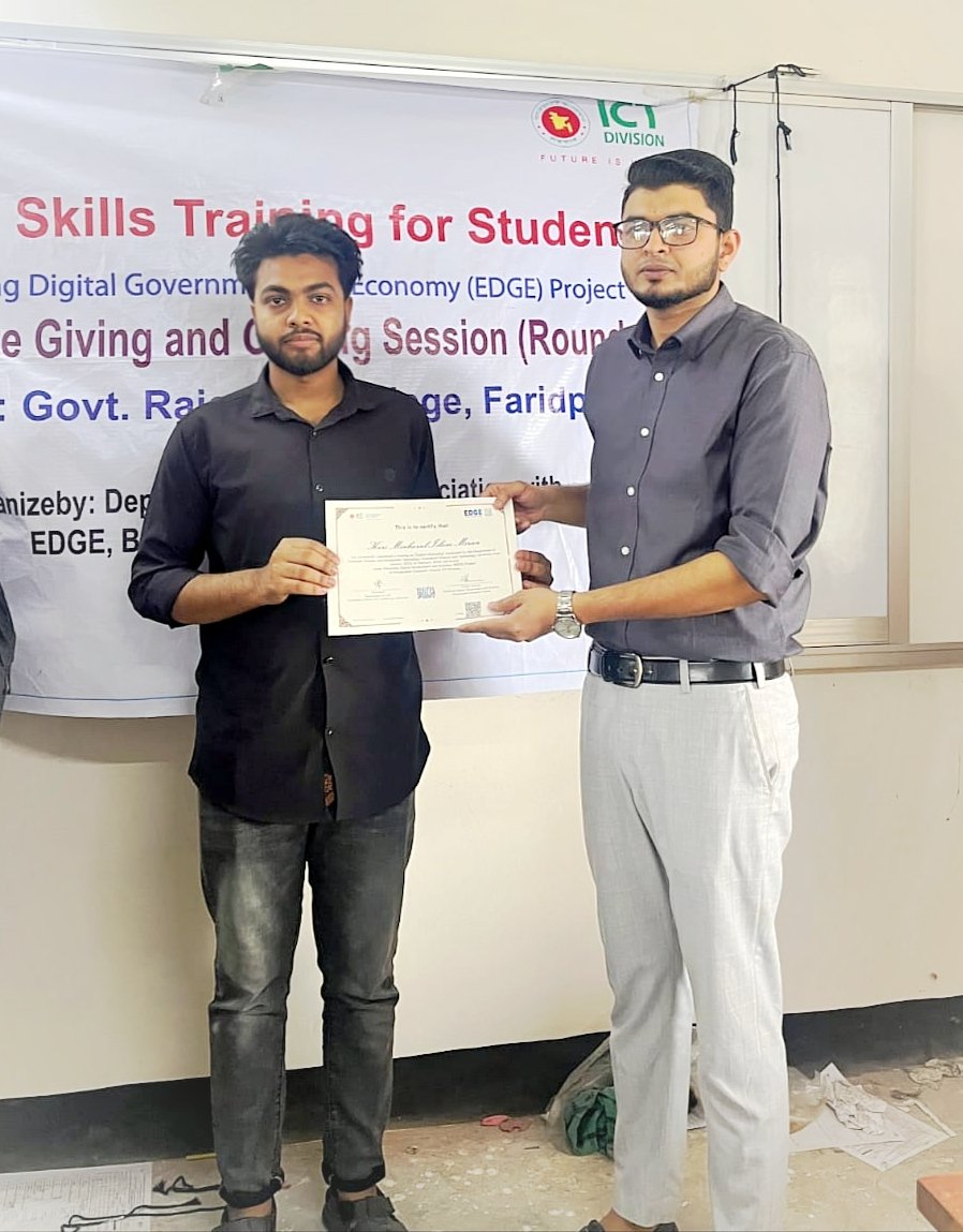Minhaskaji's tweet photo. Successfully done digital marketing caurse 🧮💻 https://t.co/RWo6hzRm53