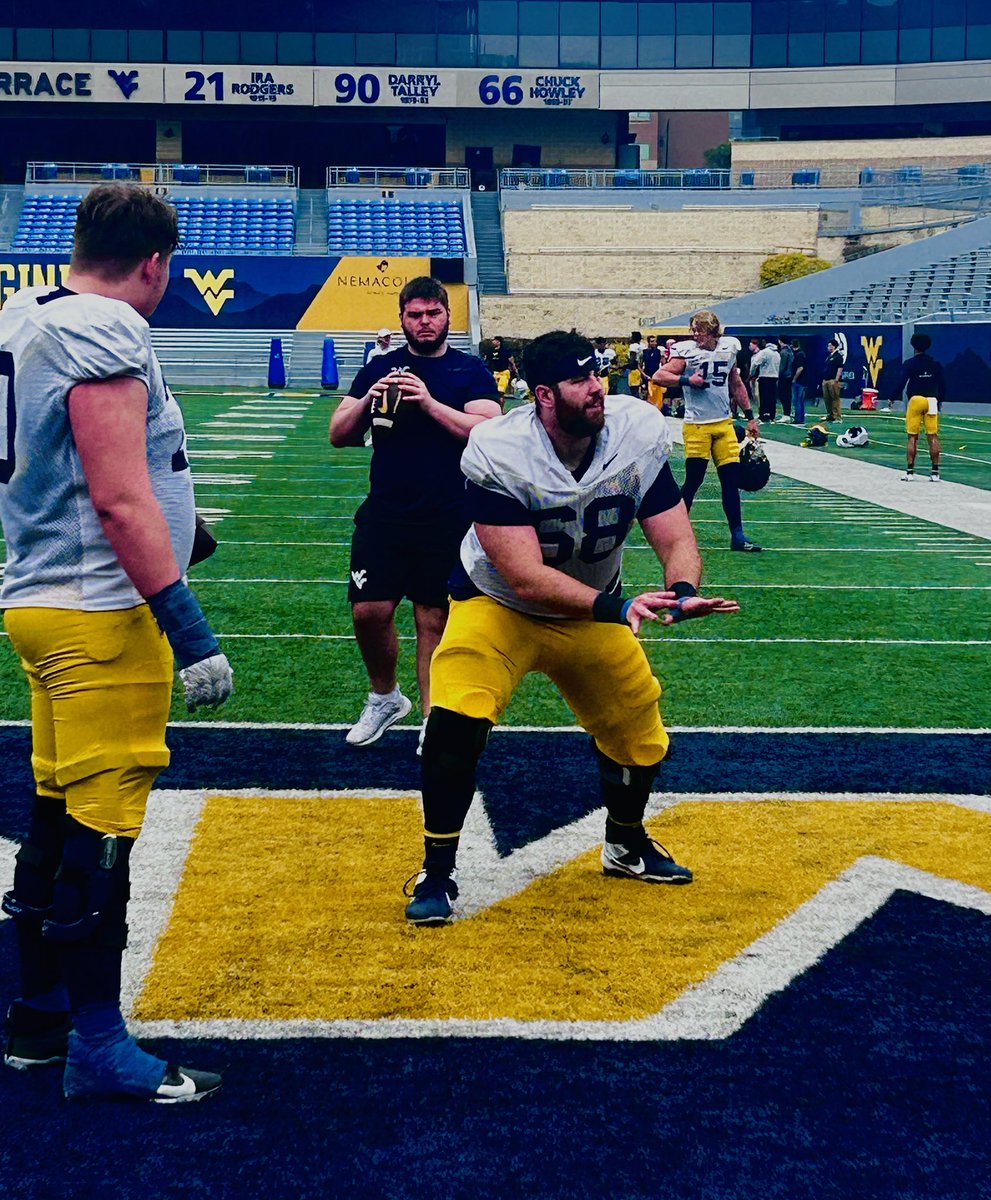 It’s a Great Day to be a Mountaineer… 💪🏈Coach Pat White in the House… #Hardedge <a href="/WyattMinor/">Wyatt Minor</a>