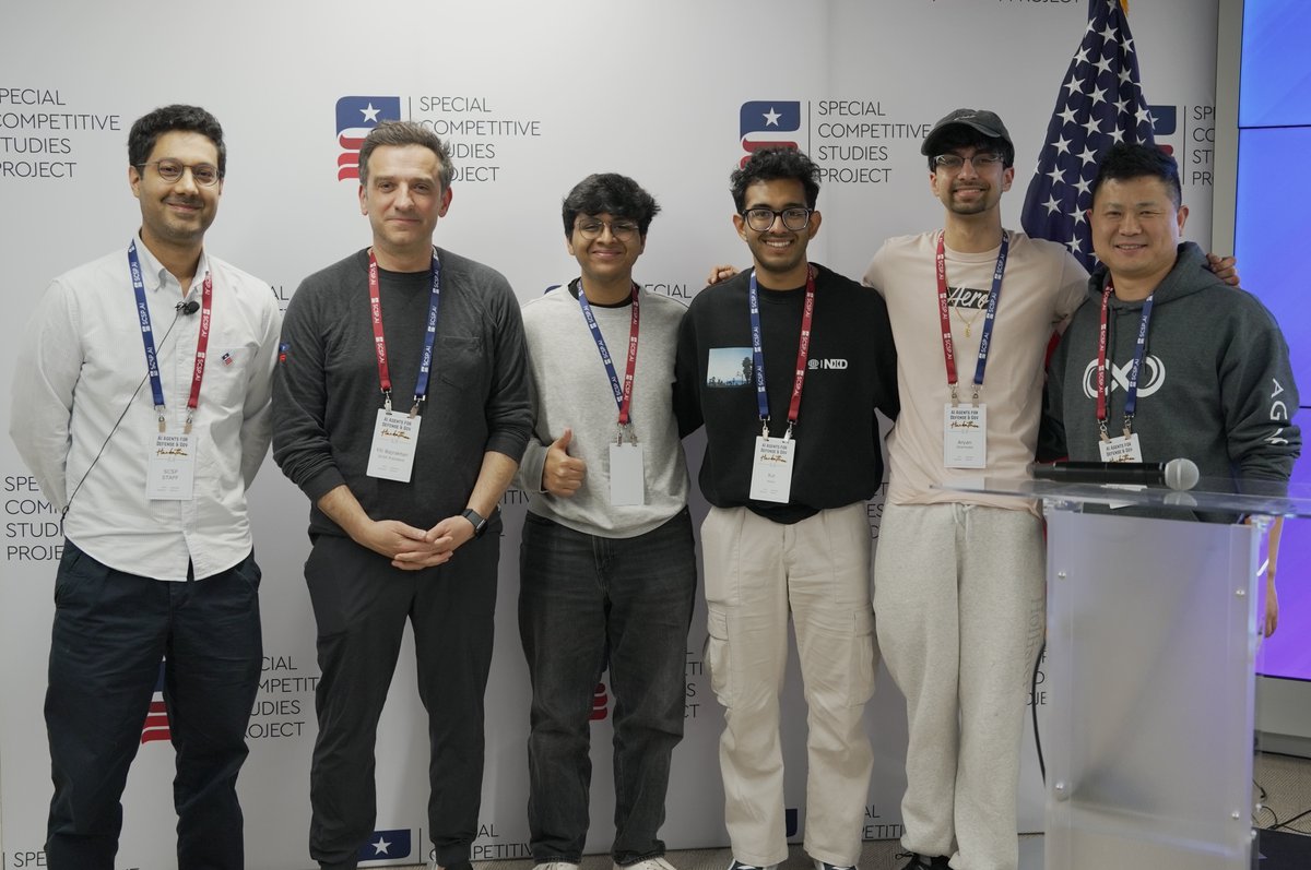 scsp_ai's tweet image. 🏆 And the winners are… Huge congratulations to Sentry, Neptune's Eye, and PinHole OSINT! Incredible work by all participants—this was a hackathon to remember! 🚀 Special thanks to @agihouse_org and @GeorgeMasonU and to all of today's participants!