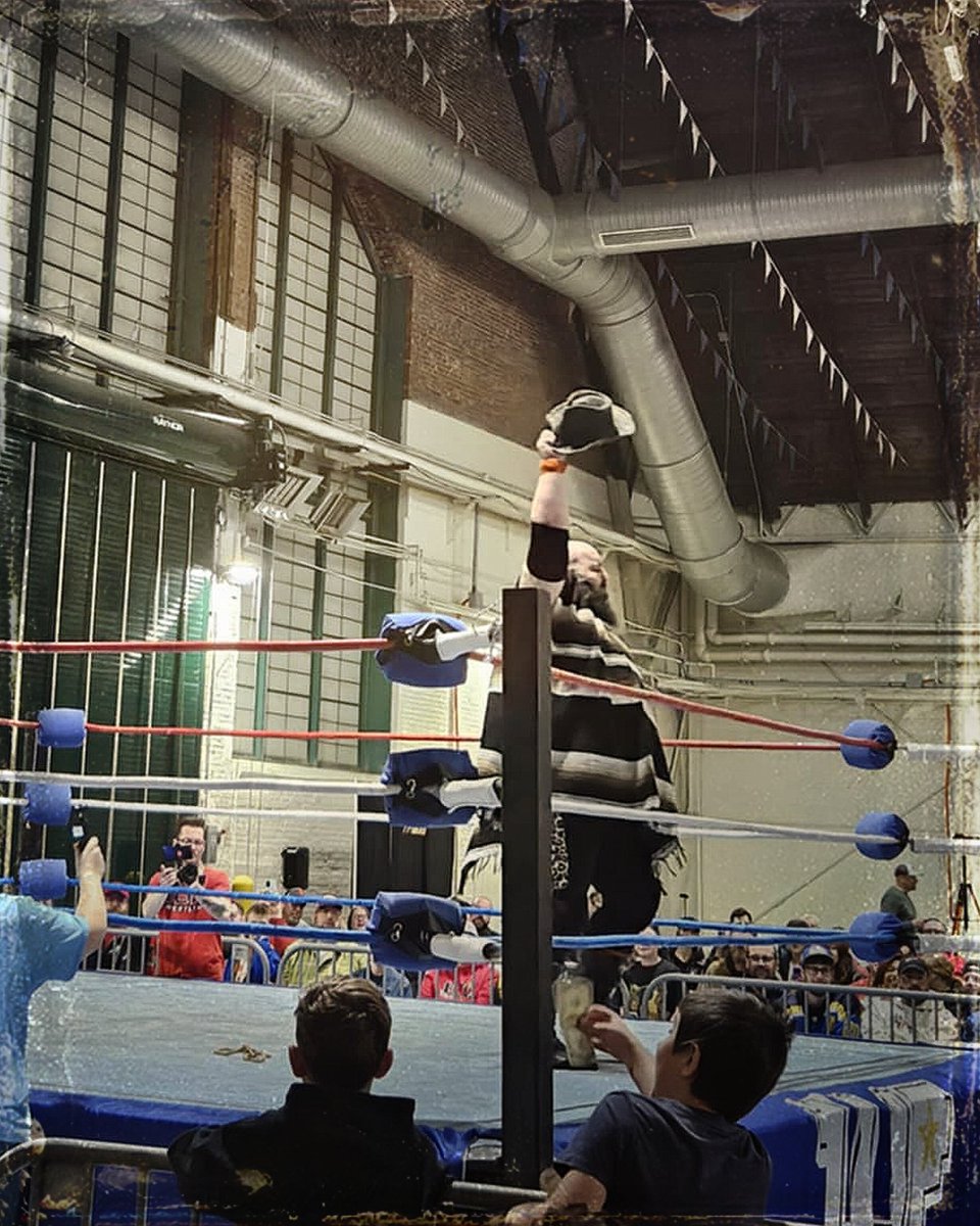 Dusty trails. <a href="/1UpWrestling/">1UpWrestling</a>