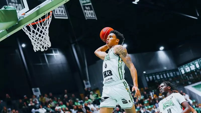 PeteNakos's tweet image. Washington forward Dominique Diomande has signed with BYU, @On3sports has learned. 

The 6-7 wing/forward played in 26 games during the 2023-24 season for ADA Blois of the France-ProA U21 league, averaging 16ppg, shooting 51.9 percent from the field

on3.com/news/former-wa…