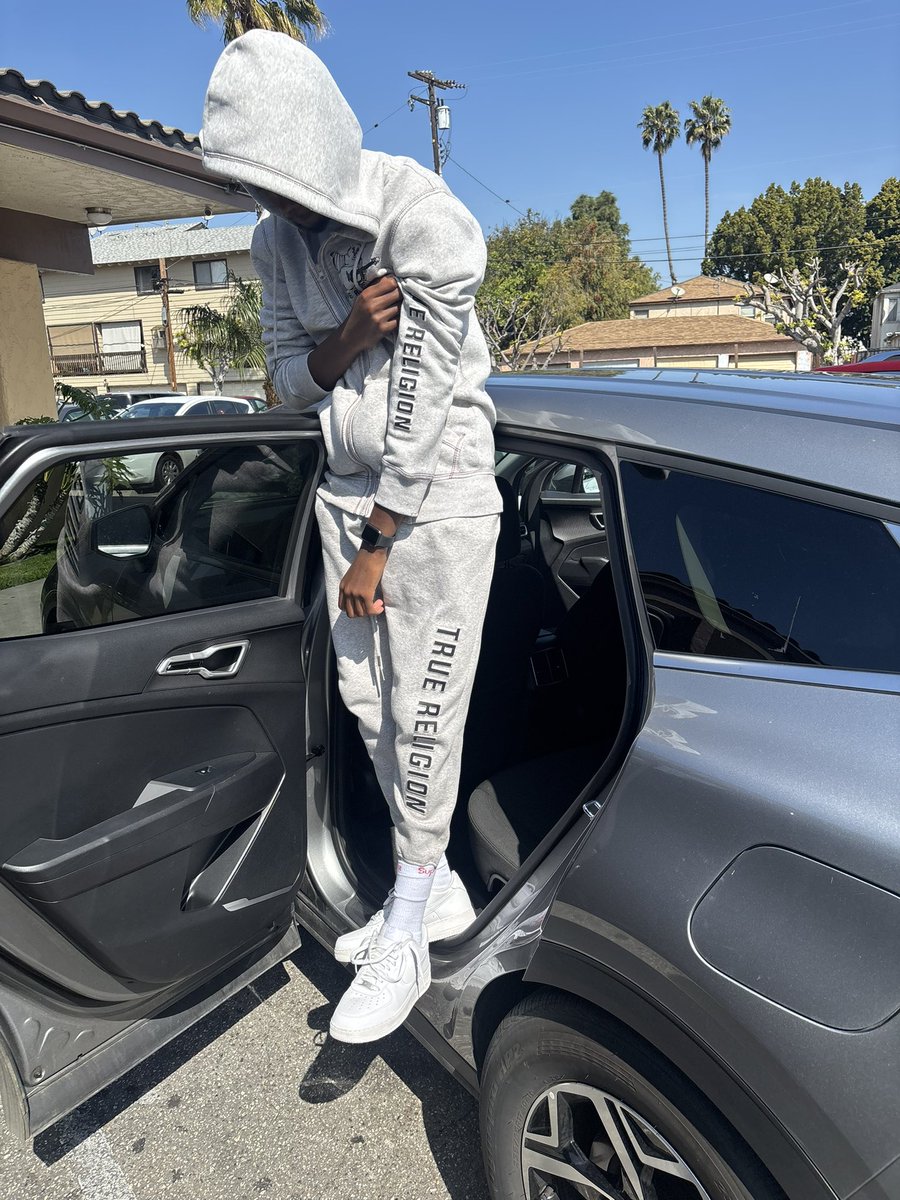 4pktsfull's tweet image. #ripty