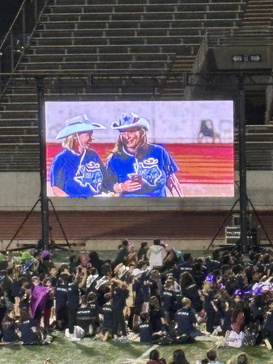 Guess who is representing ⁦<a href="/MidlothianISD/">Midlothian ISD</a>⁩ at the state level as official MCs again for #TXDI #LS25? Way to go <a href="/CNelsonGT/">Casey Nelson</a>⁩ ⁦<a href="/KimMossGT/">Kim Moss</a>⁩!