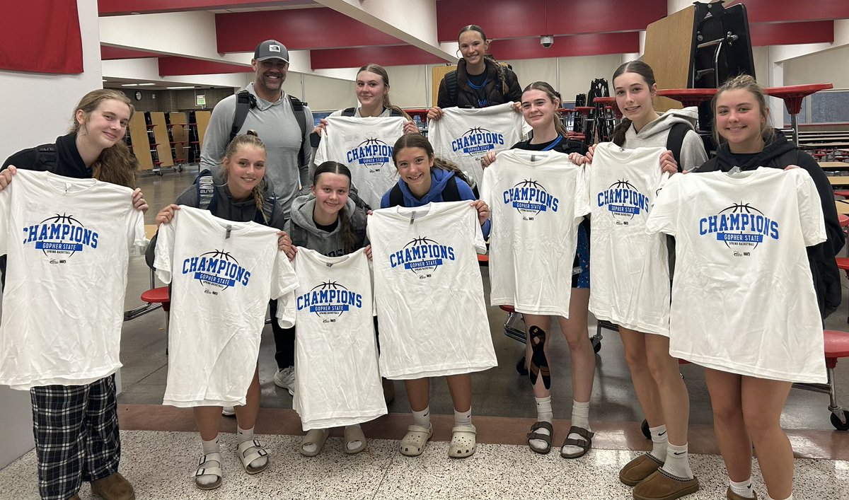 A mix of our 11th/10th Black teams today at one of the amazing weekly <a href="/MYASMinnesota/">Minnesota Youth Athletic Services</a> Gopher State Spring Series tournaments. Congrats to Coach Mitch &amp; the girls for going 3-0 &amp; taking 1st place. Extra special shoutout of Happy Birthday to Coach Mitch!