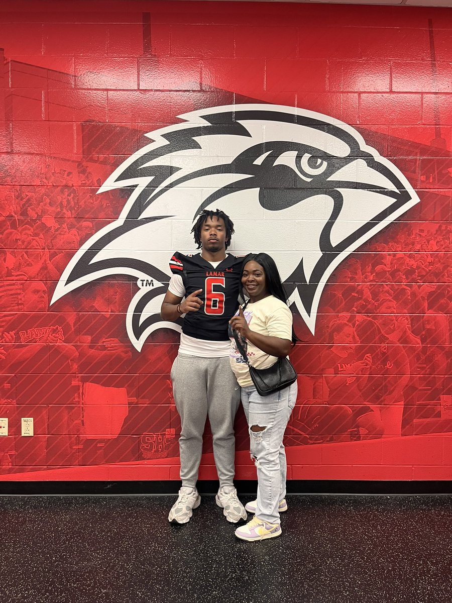 Keadre Garner (@the0nlydre_) on Twitter photo I had an outstanding time at <a href="/LamarFootball/">Lamar University Football</a>. Thanks to <a href="/CoachDaleen/">Daryl Daleen</a>. I truly appreciate your generosity and kindness. Measured at 6’1 219lbs.
<a href="/Coachjscog/">Justin Scogin</a> <a href="/imCoachWilliams/">TAY</a> <a href="/bentaylor347/">Ben Taylor(3⭐️)</a> <a href="/kennydarby3_/">Kenny Darby 5⭐️WR</a> <a href="/ahsvikes/">Airline Vikings Football</a> <a href="/RecruitLouisian/">Recruit Louisiana™️</a> <a href="/LAFootballMagTV/">Louisiana Football Magazine</a> <a href="/juicemane318/">Coach O.J Smith</a> I had an outstanding time at <a href="/LamarFootball/">Lamar University Football</a>. Thanks to <a href="/CoachDaleen/">Daryl Daleen</a>. I truly appreciate your generosity and kindness. Measured at 6’1 219lbs.
<a href="/Coachjscog/">Justin Scogin</a> <a href="/imCoachWilliams/">TAY</a> <a href="/bentaylor347/">Ben Taylor(3⭐️)</a> <a href="/kennydarby3_/">Kenny Darby 5⭐️WR</a> <a href="/ahsvikes/">Airline Vikings Football</a> <a href="/RecruitLouisian/">Recruit Louisiana™️</a> <a href="/LAFootballMagTV/">Louisiana Football Magazine</a> <a href="/juicemane318/">Coach O.J Smith</a>
