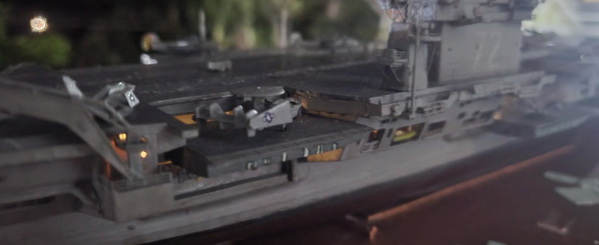 HewdkochiErity's tweet image. USS Abraham Lincoln Progress, almost finished. #modelkit #modelworkshop #model