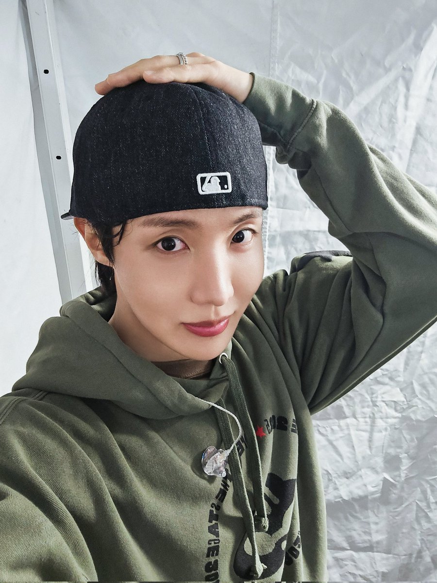 SunshiineSoul's tweet photo. #NewProfilePic #JayLee ☀️ https://t.co/rtwtpUyNWf