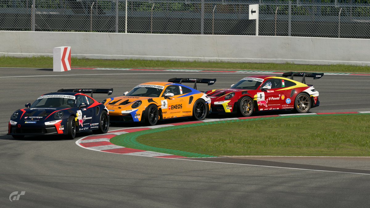#PCCG_GT7 #Takanotume_Racing 
今シーズンは3台のマシンが出走します。
応援よろしくお願いします
No.0 ENEOS Yodobashi Porsche (ProAM)<a href="/TumeTume_0403/">鷹の爪</a> 
No.1 THRUSTMASTER STRASSE RACING Porsche (Pro) <a href="/KOK1_ARTA/">こーき</a> 
No.6 V-Power Shell HP Porsche (AM) <a href="/r_a_f_g_j/">れーしんぐ 🇯🇵🇮🇹</a>