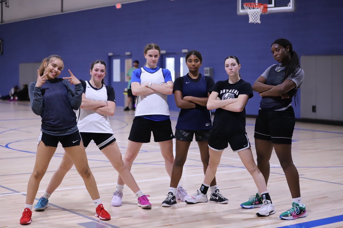 15 eybl and 15 eycl joined 16 eybl this weekend for workouts in Como. Great day of hoops and fun ⁦<a href="/NikeGirlsEYBL/">Nike Girls EYBL</a>⁩