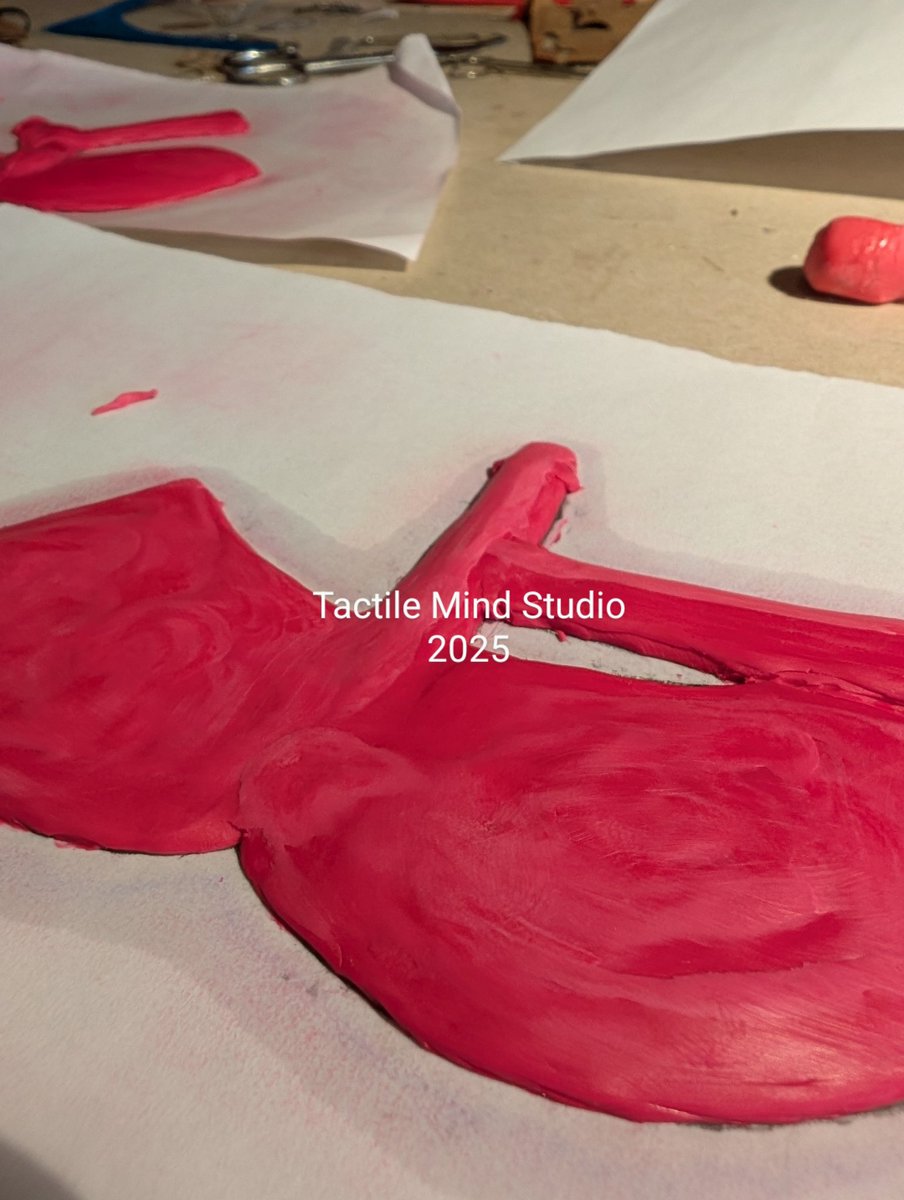 tactilemindbook's tweet photo. New work. New tactile project almost complete. Needs a name. https://t.co/qnc7lqTm2q