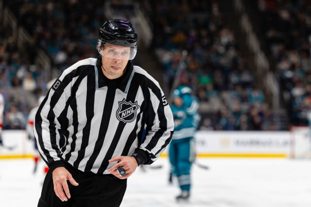 ScoutingTheRefs's tweet photo. New York Rangers vs. San Jose Sharks get refs Brandon Schrader (#34) and Kyle Rehman (#10) with Ryan Gibbons (#58) and Justin Johnson (#57) on lines
https://t.co/6e7E1oBKob
@NYRangers @SanJoseSharks #NYR #TheFutureIsTeal #NYRvsSJS https://t.co/cESjLd4sWs