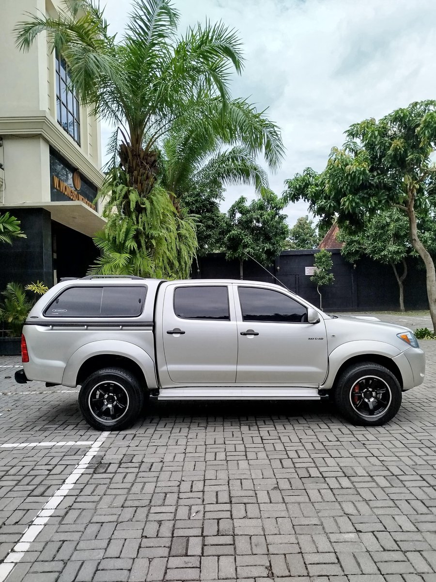 Tukang Mobil Mobilan tweet media