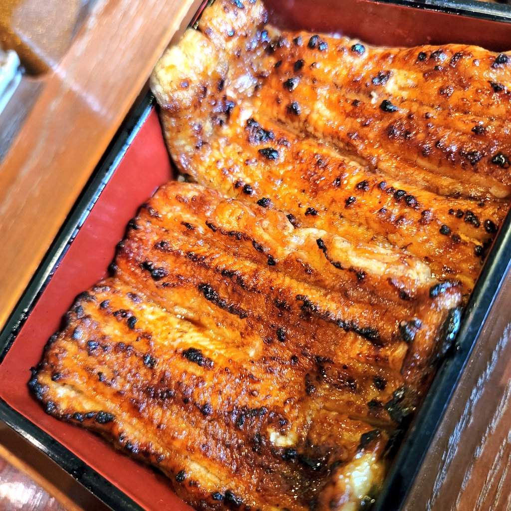 satomin_room's tweet photo. 日本最高峰の鰻屋さん。先月お伺いして感動のあまり早速再訪。大将、素晴らしいです
#Top100Restaurant
#Japan
#JapaneseFood
#さとみんログ https://t.co/WmiuJkoWQI