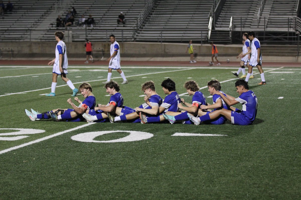 An incredible season has come to end with this magnificent team and leaders . The Seniors have left their mark and left the base of what is the expectation for the future Bears. Seniors you all will be missed dearly and wish you the very best!!