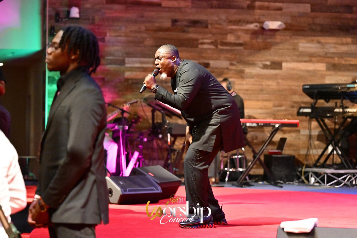 JesusHouseBalt's tweet image. Chogozie Wisdom transported us to an atmosphere of praise and worship like no other! God moved!

#JesusHouseBaltimore #WordWorksConcert #WordWorksWorshipConcert #ChigozieWisdom #BaltimoreConcert #WorshipNight