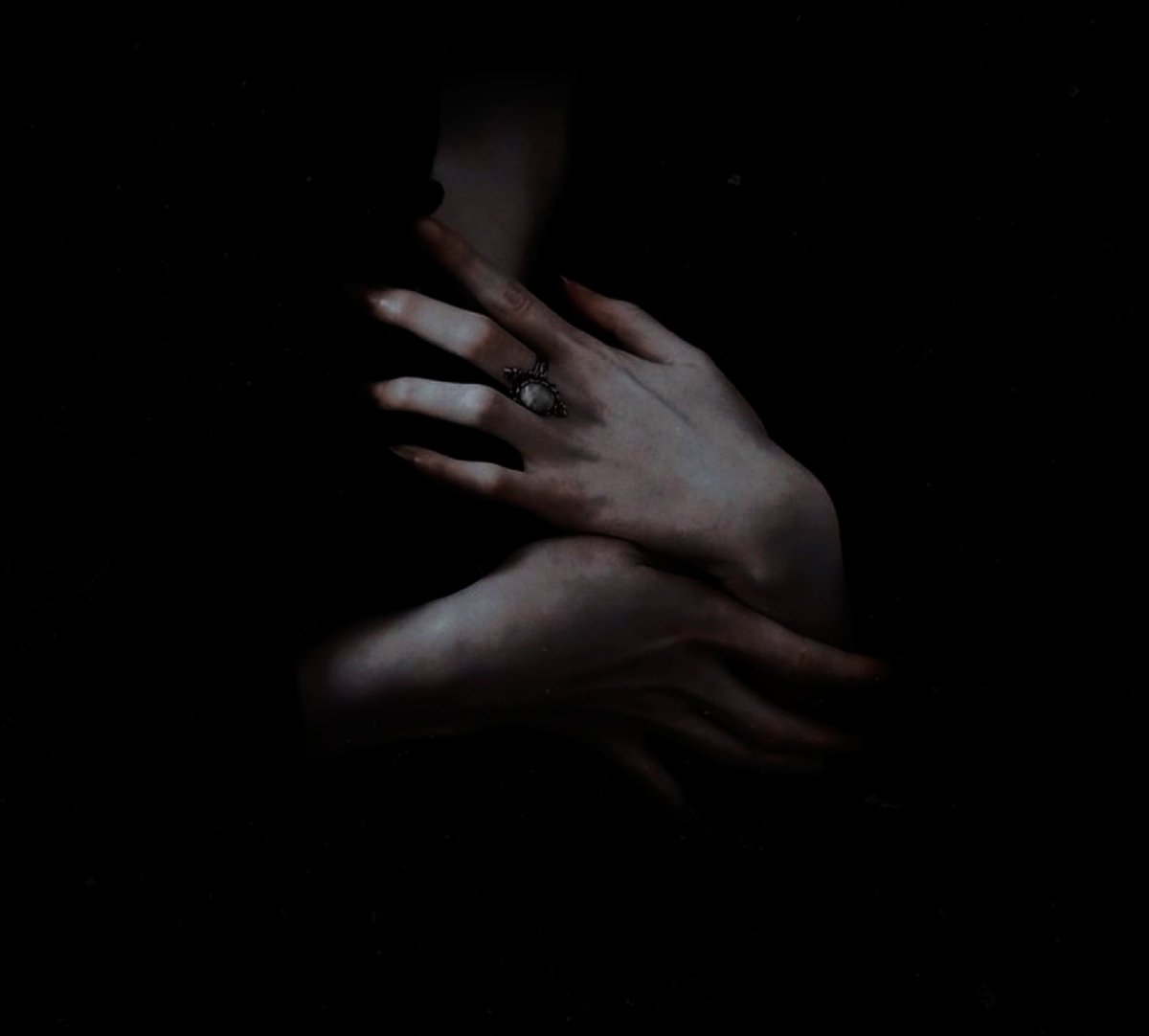 Ofcrimsondawns's tweet image. 