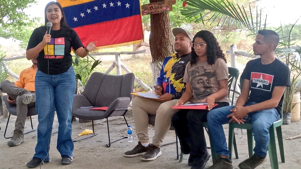 Movimiento Revolucionario TUPAMARO Vzla. (@tupamaromrt_) on Twitter photo 🔴⚫ Nuestros camaradas <a href="/kilverAparicioB/">Kilver Aparicio</a> Secretario Nacional de la Juventud y <a href="/GustavoVasMrt/">GustavoVasquezMRT</a> Secretario Nacional de Asuntos Internacionales acompañaron desde el municipio Palavecino del estado <a href="/MrtLara2/">Tupamaro Lara</a> a la ministra del poder popular para la juventud Grecia Colmenares en el 🔴⚫ Nuestros camaradas <a href="/kilverAparicioB/">Kilver Aparicio</a> Secretario Nacional de la Juventud y <a href="/GustavoVasMrt/">GustavoVasquezMRT</a> Secretario Nacional de Asuntos Internacionales acompañaron desde el municipio Palavecino del estado <a href="/MrtLara2/">Tupamaro Lara</a> a la ministra del poder popular para la juventud Grecia Colmenares en el