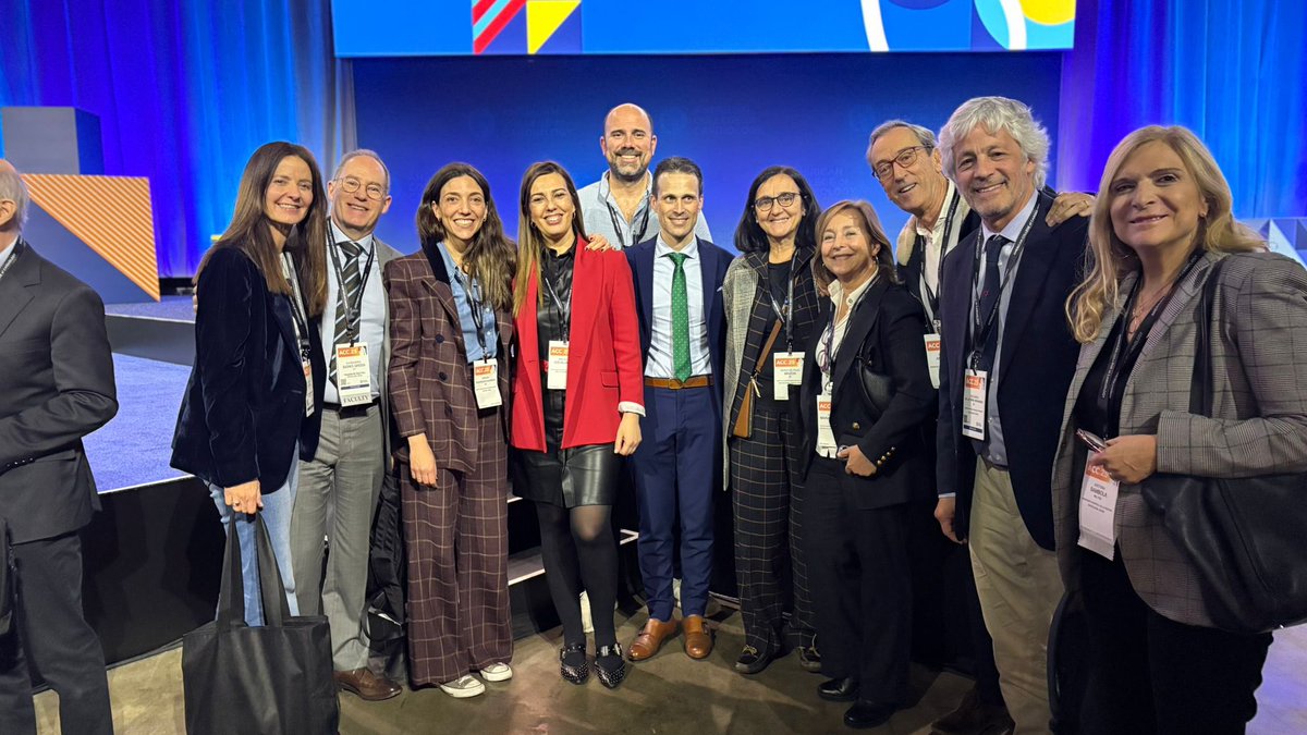 Adriana Rodriguez Chaverri (@adrianarchav) on Twitter photo 🇪🇸Dancing DAPA-KUDURO with DAPA-TAVI results : a Spanish independent study presented by <a href="/S_Raposeiras/">Sergio Raposeiras-Roubín</a>
🚀Dapa significantly ⬇️ death&worsening HF in patients undergoing TAVI vs standar care
#LaSECteLleva #ACC2025 <a href="/almucastro01/">Almudena Castro Conde</a> <a href="/anguita_m/">Manuel Anguita</a> <a href="/PabloJ/">Pablo Jorge</a> <a href="/belcid7/">Belén Cid Alvarez</a> <a href="/chemavaldecilla/">Chema de la Torre</a> 🇪🇸Dancing DAPA-KUDURO with DAPA-TAVI results : a Spanish independent study presented by <a href="/S_Raposeiras/">Sergio Raposeiras-Roubín</a>
🚀Dapa significantly ⬇️ death&worsening HF in patients undergoing TAVI vs standar care
#LaSECteLleva #ACC2025 <a href="/almucastro01/">Almudena Castro Conde</a> <a href="/anguita_m/">Manuel Anguita</a> <a href="/PabloJ/">Pablo Jorge</a> <a href="/belcid7/">Belén Cid Alvarez</a> <a href="/chemavaldecilla/">Chema de la Torre</a>