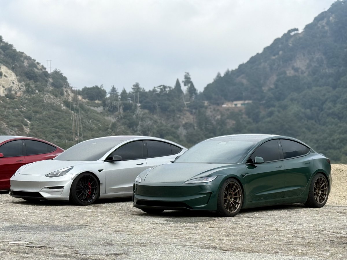 So many teslas in the canyons now