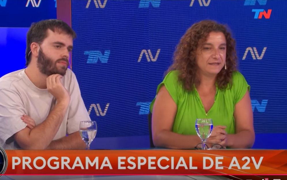 📺AHORA EN VIVO: "Han presentado una campaña de fantasía para emular en la Cuidad de Buenos Aires lo que es Milei a nivel nacional"
<a href="/vaninabiasi/">Vanina Biasi</a> en <a href="/todonoticias/">TN - Todo Noticias</a> youtube.com/watch?v=cb12Km…