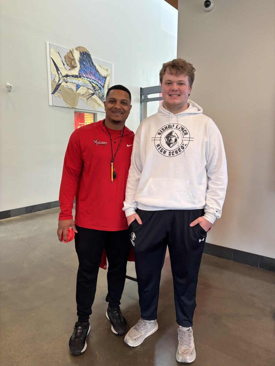 Cooper Timmons (@coopertimmons26) on Twitter photo Had an awesome visit to see <a href="/Marist_Fball/">Marist Football</a> junior day! Thanks to <a href="/CoachMWillis/">Mike Willis</a> <a href="/John_P_OConnor/">Coach John O'Connor</a> <a href="/TheCoachHo/">Michael HORAN</a> <a href="/CoachMcGuire_/">Adam McGuire</a> <a href="/CoachTJWeyl/">TJ Weyl</a> for the invite and the great conversations. I loved watching practice and touring the campus! <a href="/BSublet/">BSUB</a> <a href="/BMFMoats/">Coach Moats</a> <a href="/BlueChipOL/">Blue Chip Athletics,LLC.</a> <a href="/CoachMillerick/">gregorymillerick</a> Had an awesome visit to see <a href="/Marist_Fball/">Marist Football</a> junior day! Thanks to <a href="/CoachMWillis/">Mike Willis</a> <a href="/John_P_OConnor/">Coach John O'Connor</a> <a href="/TheCoachHo/">Michael HORAN</a> <a href="/CoachMcGuire_/">Adam McGuire</a> <a href="/CoachTJWeyl/">TJ Weyl</a> for the invite and the great conversations. I loved watching practice and touring the campus! <a href="/BSublet/">BSUB</a> <a href="/BMFMoats/">Coach Moats</a> <a href="/BlueChipOL/">Blue Chip Athletics,LLC.</a> <a href="/CoachMillerick/">gregorymillerick</a>