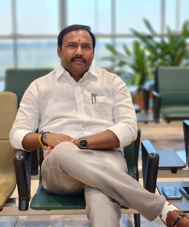 .
प्रणाम 🙏 
महान ध्येय का मौन में ही सृजन होता है।