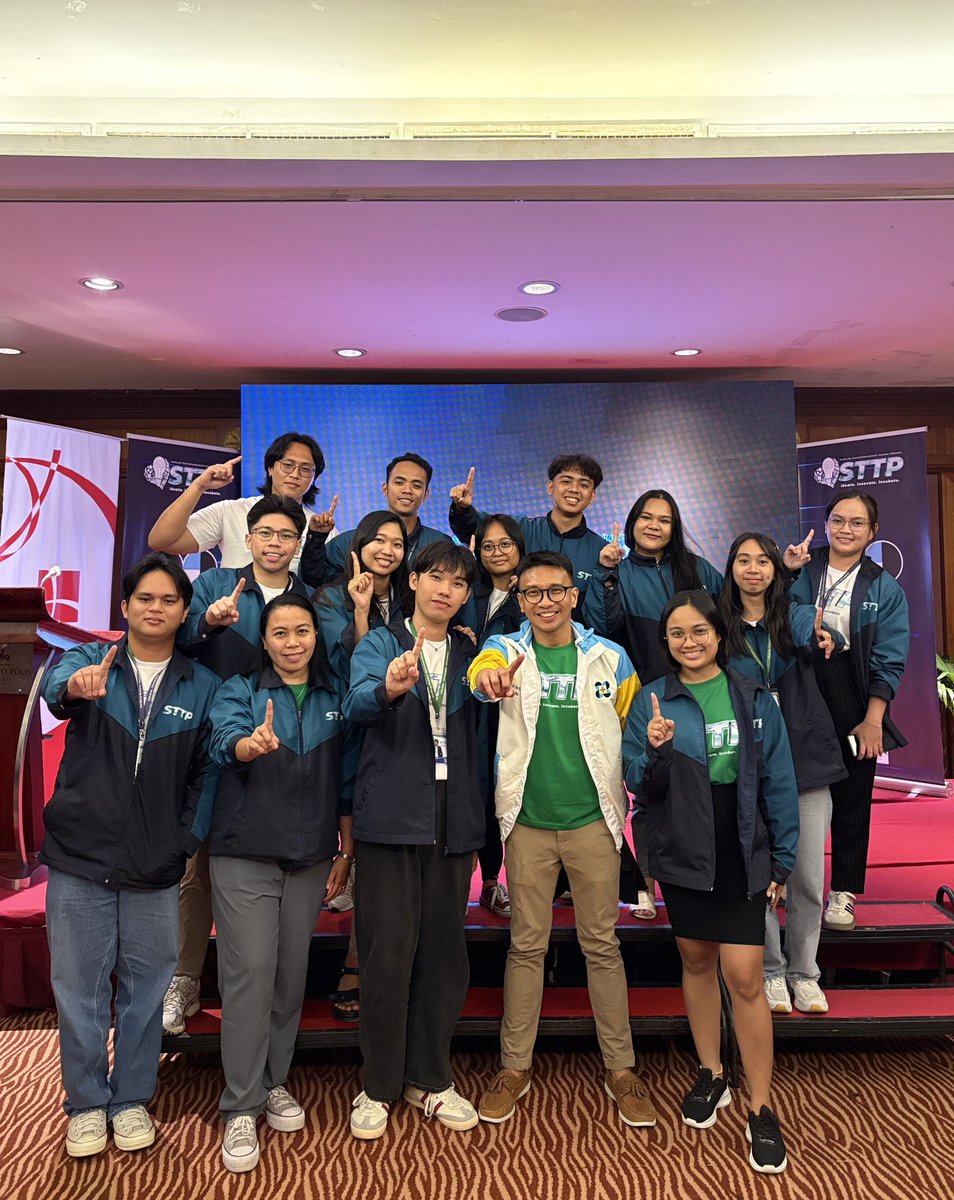 jayeel_cornelio's tweet photo. DOST-SEI scholars from Negros Oriental! They're part of our program for future technopreneurs to address the countryโs โwicked problemsโโwater, education, mental health, nutrition. The kickoff in Cebu has just ended. Next in line: GenSan, Davao, and Pampanga! #ScienceForThePeople https://t.co/82NP78Hvyu