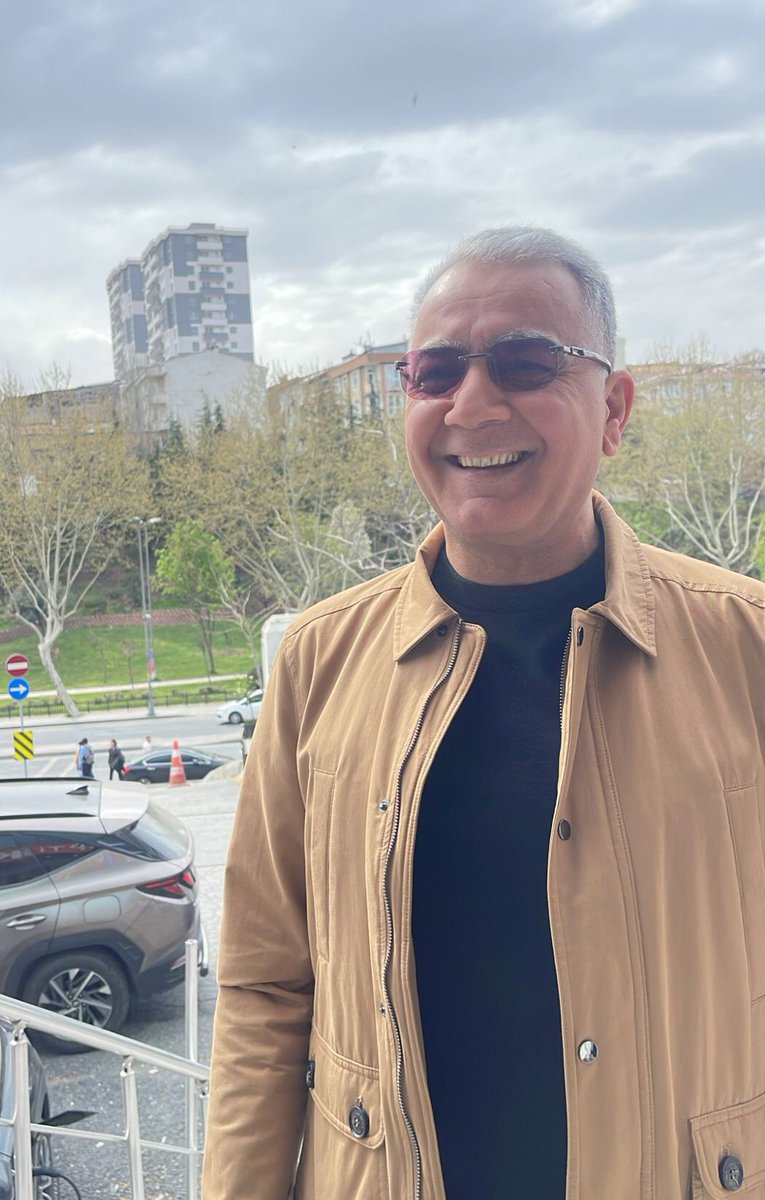 Ruhunuza huzur, kalbinize sevinç ve hayatınıza anlamlı seçeneklere vesile olsun. Ülkemizin geleceğinin parlak olmasını ve bütün insanlarımızın mutlu, sağlıklı, huzurlu, esenlik dolu günler geçirmesini temenni eder, en içten duygularımla mübarek #RamazanBayramı ‘mızı kutlarım.