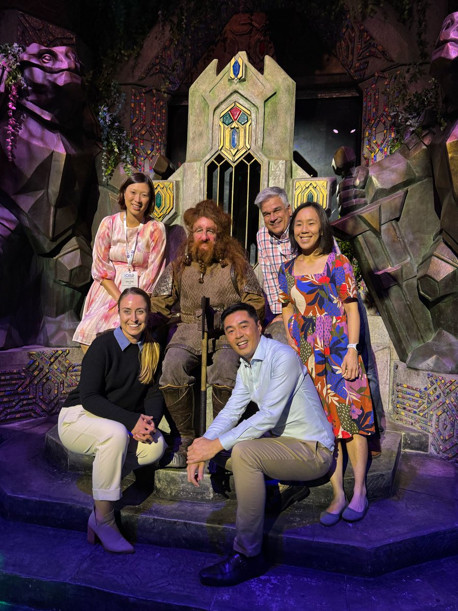 yao_ck's tweet image. So much fun with the Australasian team @rupertleong @DrHArmstrong @heidi_su @michaelshultz at the @IOIBD1 dinner with the new chair @IBDMD