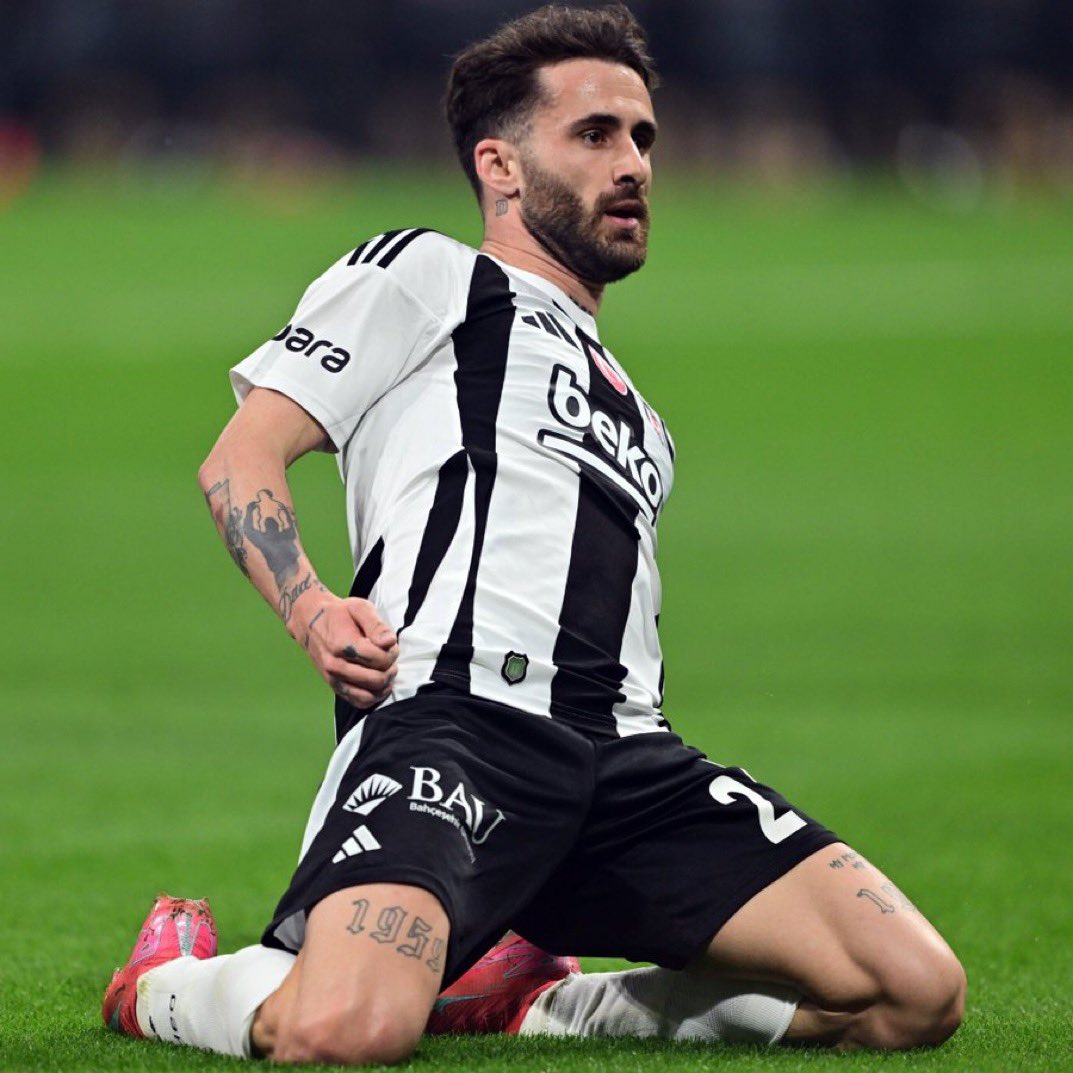 Beşiktaş-G*latasaray maçı için yapılmış en iyi editler :

( FLOOD )