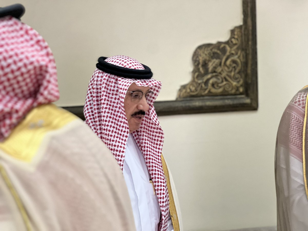 #تغطية | محافظ #حقل يستقبل المهنئين بعيد الفطر المبارك. 
 #عيد_الفطر_المبارك
#هلال_شوال