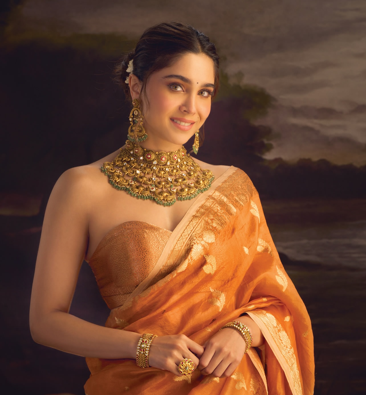 GnR3q0daEAAmYln?format=jpg&name=large